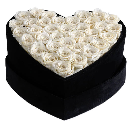 36 białych róż w czarnym pudełku Heart Box